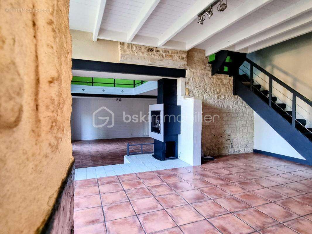 Maison à SAINT-VINCENT-LA-CHATRE