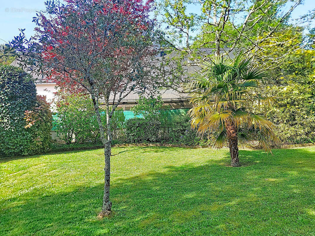 Maison à SAINTE-LUCE-SUR-LOIRE