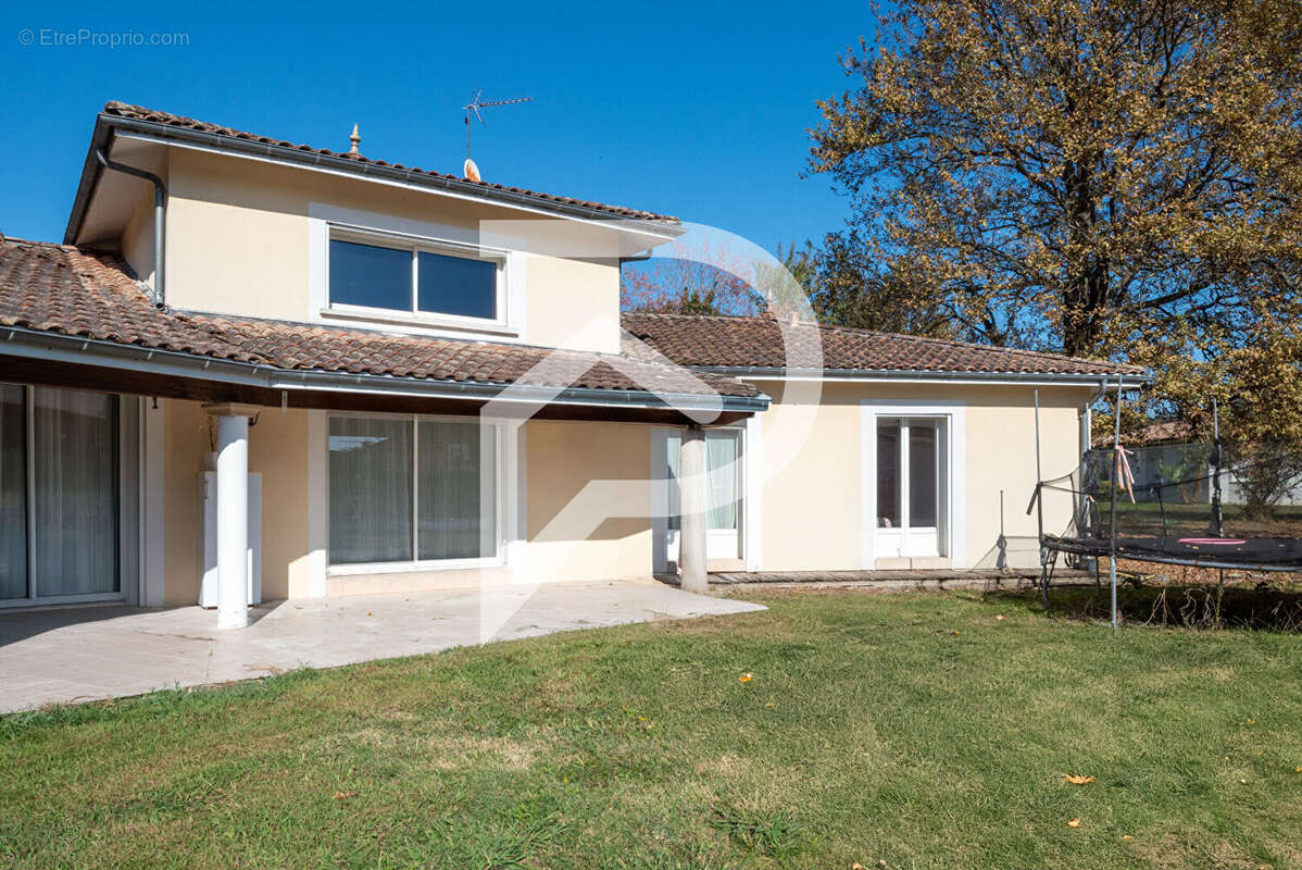 Maison à BRETAGNE-DE-MARSAN