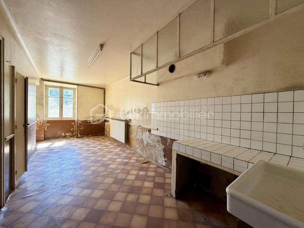 Ensemble immobilier centre bourg - photo 11