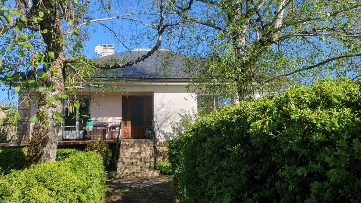 Maison à LESCURE-JAOUL