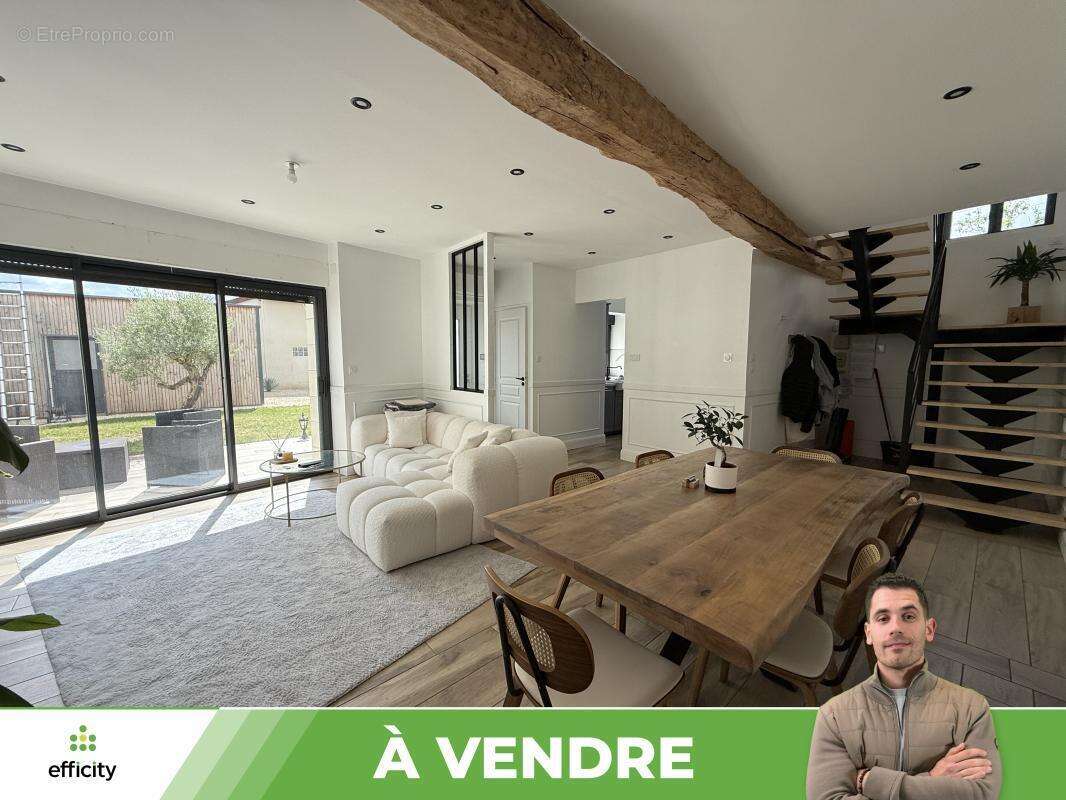 Maison à CHATELLERAULT