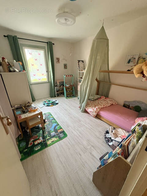 Maison familiale en parfait état avec jardin clos et sans vis-à-vis - photo 7
