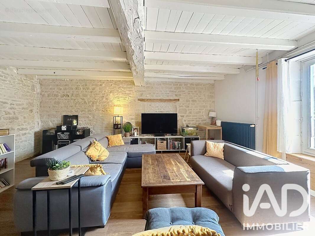 Maison 139 m² à Nuaille-D'aunis  - photo 7