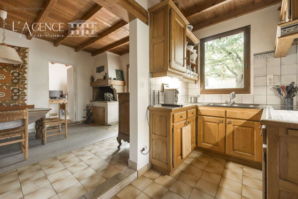 Maison 92 m² à Aix-En-Provence  - photo 9