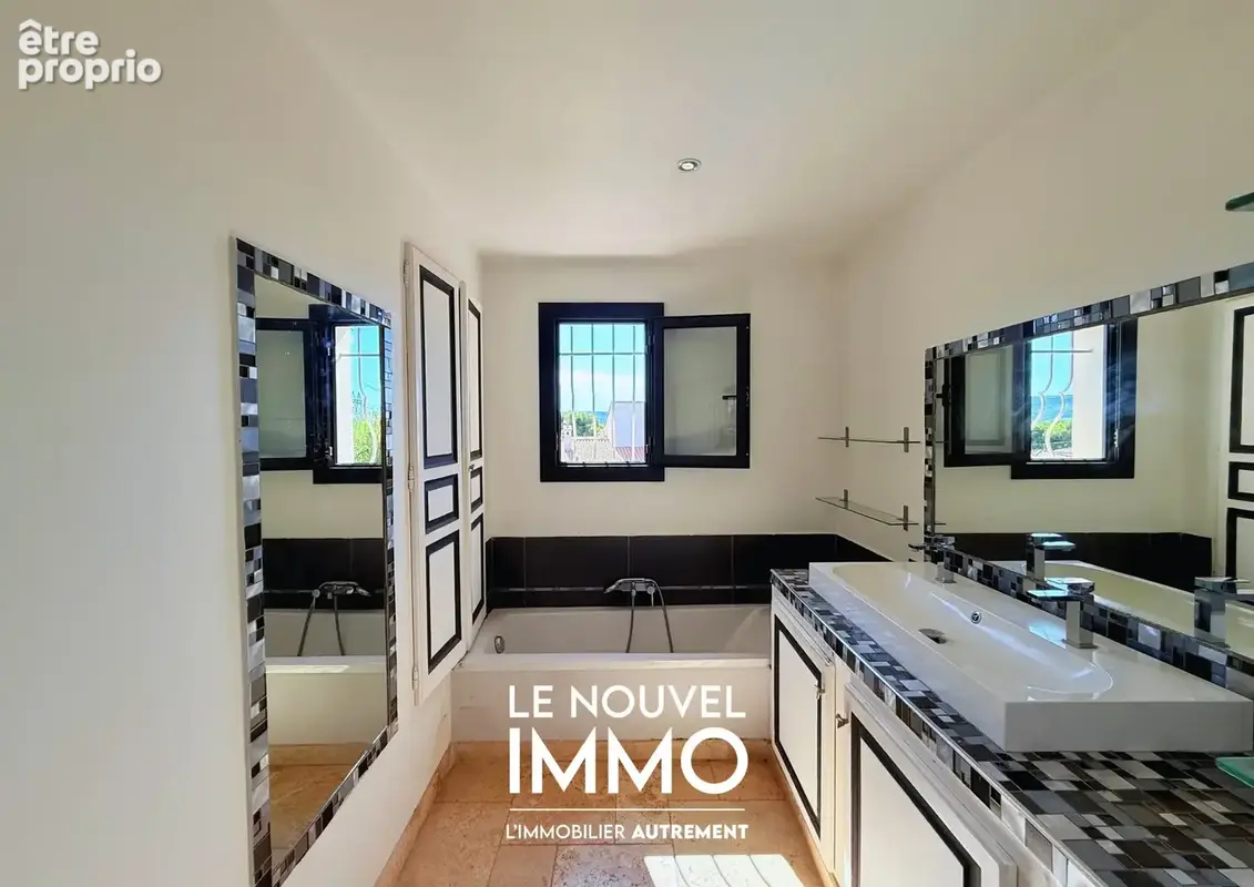 Maison 4 pièces 95 m² à vendre à Rognac (13340) - photo 5