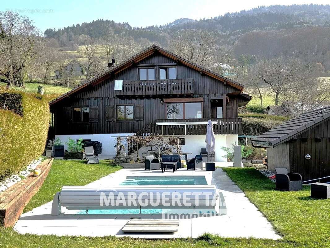 Maison à VIUZ-EN-SALLAZ