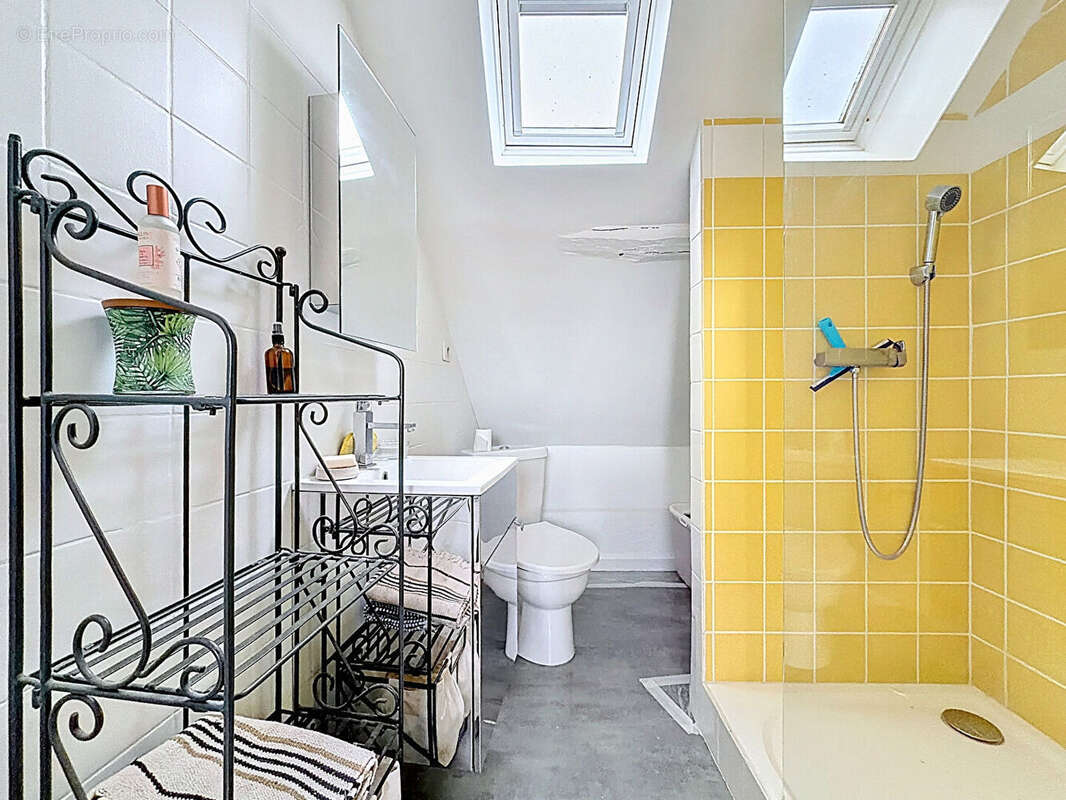 Maison à FRESNAY-LE-GILMERT