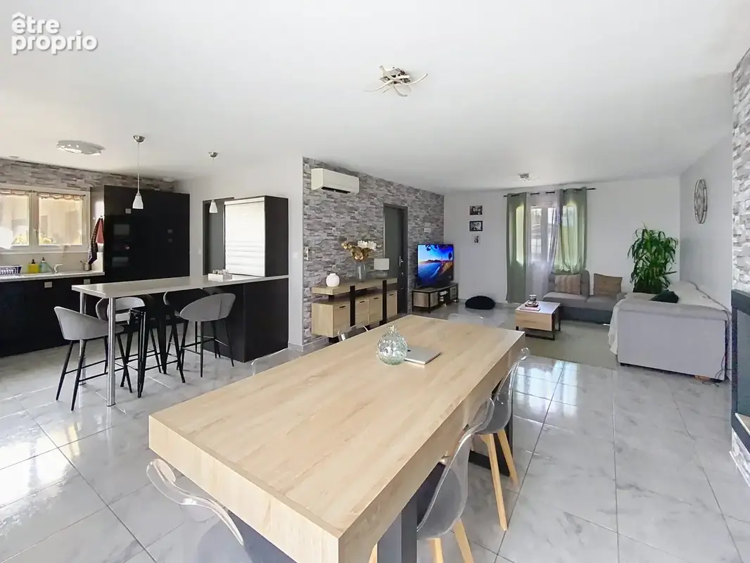 Maison 130 m² à La Sauziere-Saint-Jean  - photo 4