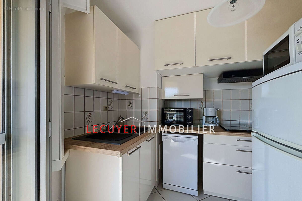 Appartement à VALLAURIS