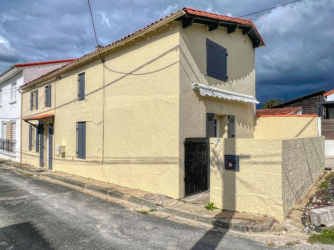 Maison à SAINT-PALAIS-SUR-MER