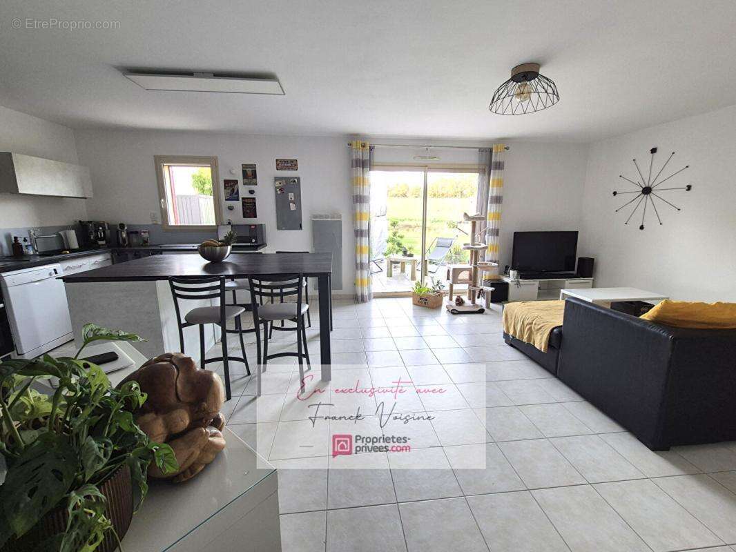 Maison à LES HERBIERS