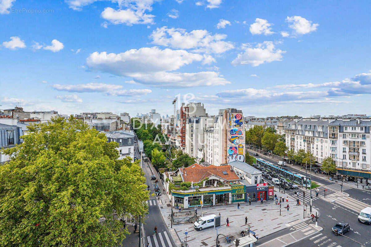 Appartement à PARIS-18E