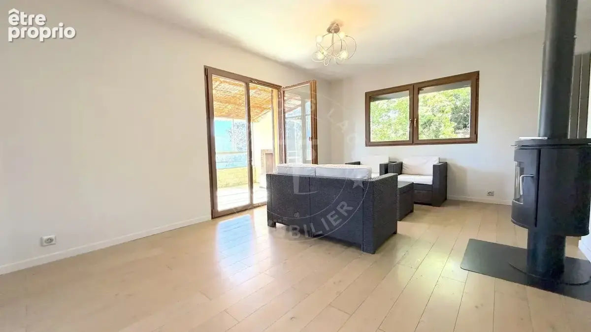 Veyrier du Lac, maison avec vue sur le lac et les montagnes à vendre - photo 7