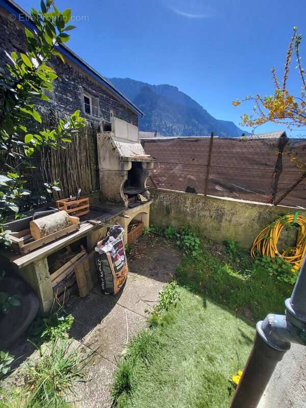Maison à LIVET-ET-GAVET