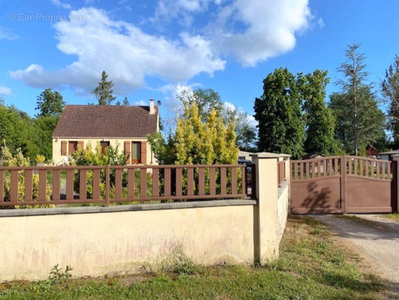 Maison à THEIL-SUR-VANNE