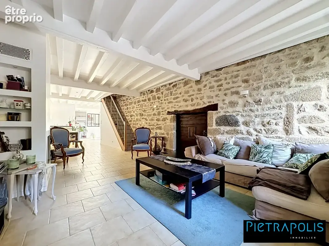 Photo Maison à Soucieu-En-Jarrest au prix de 360 000€