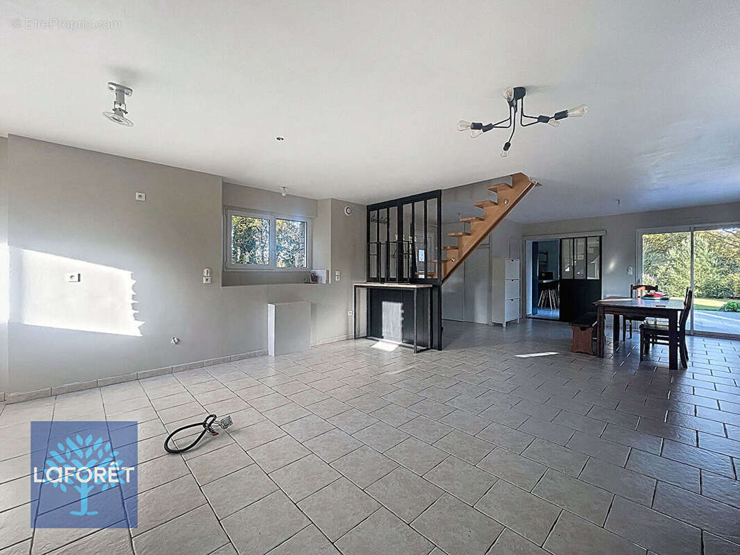 Maison à ERCE-PRES-LIFFRE