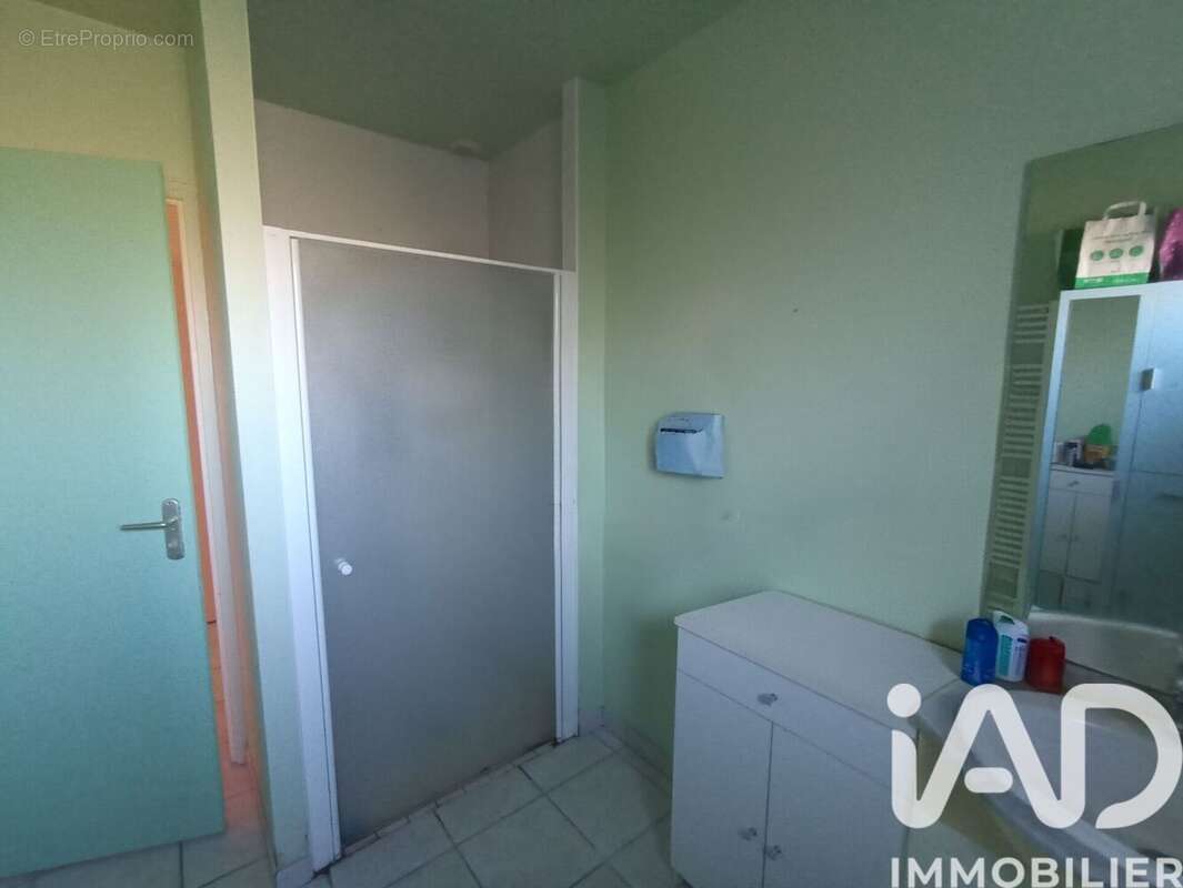 Maison 90 m² à Menigoute  - photo 8