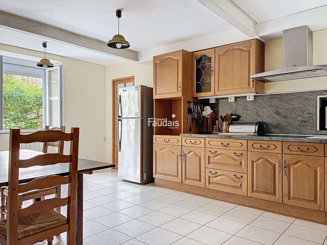 Maison 145 m² à Portbail  - photo 5