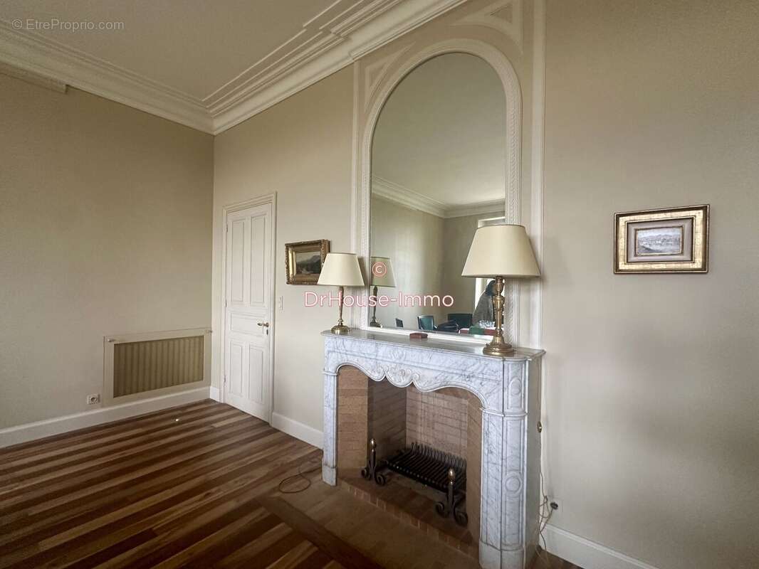 Maison à CHATILLON-SAINT-JEAN