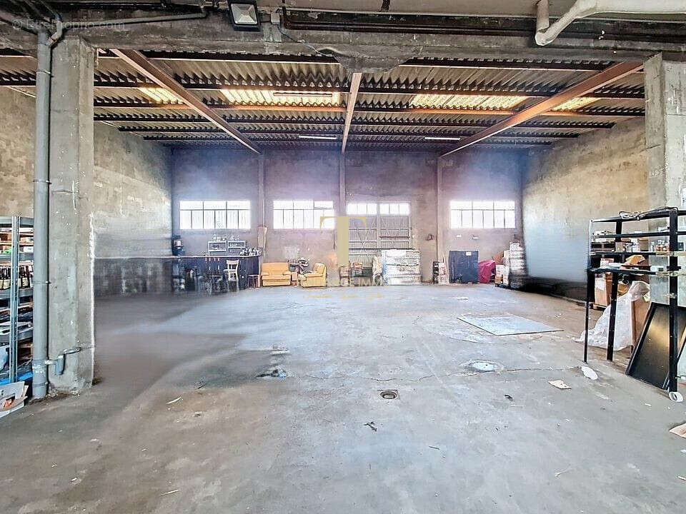 Commerce à CARCASSONNE