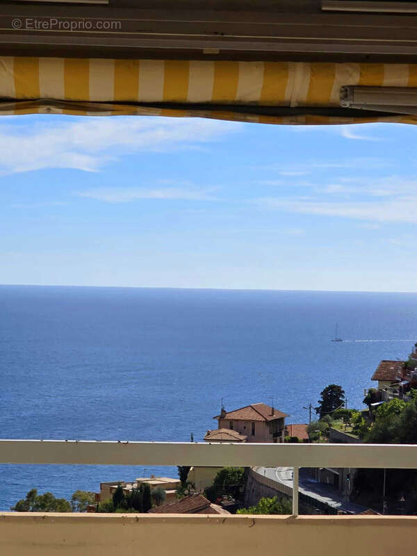 Appartement à ROQUEBRUNE-CAP-MARTIN