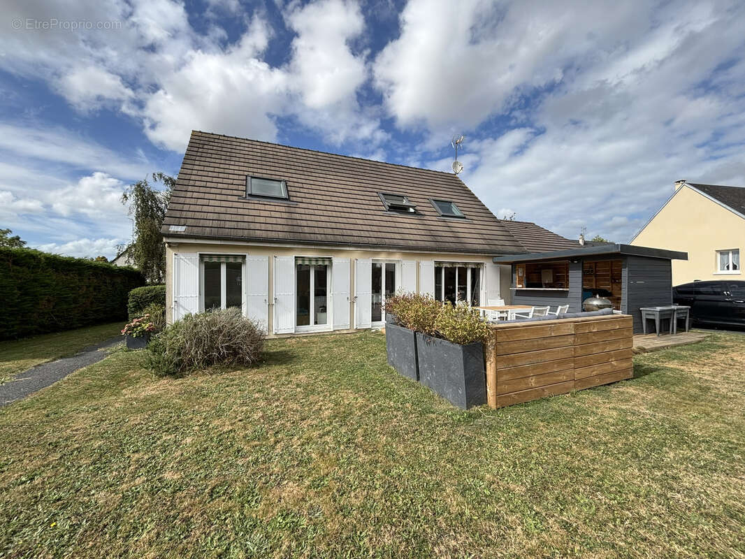 Maison à SAINT-VIGOR-LE-GRAND