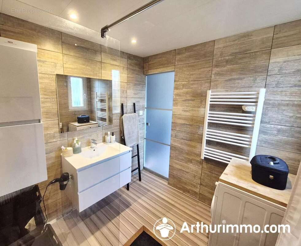 Maison à AUDINCOURT