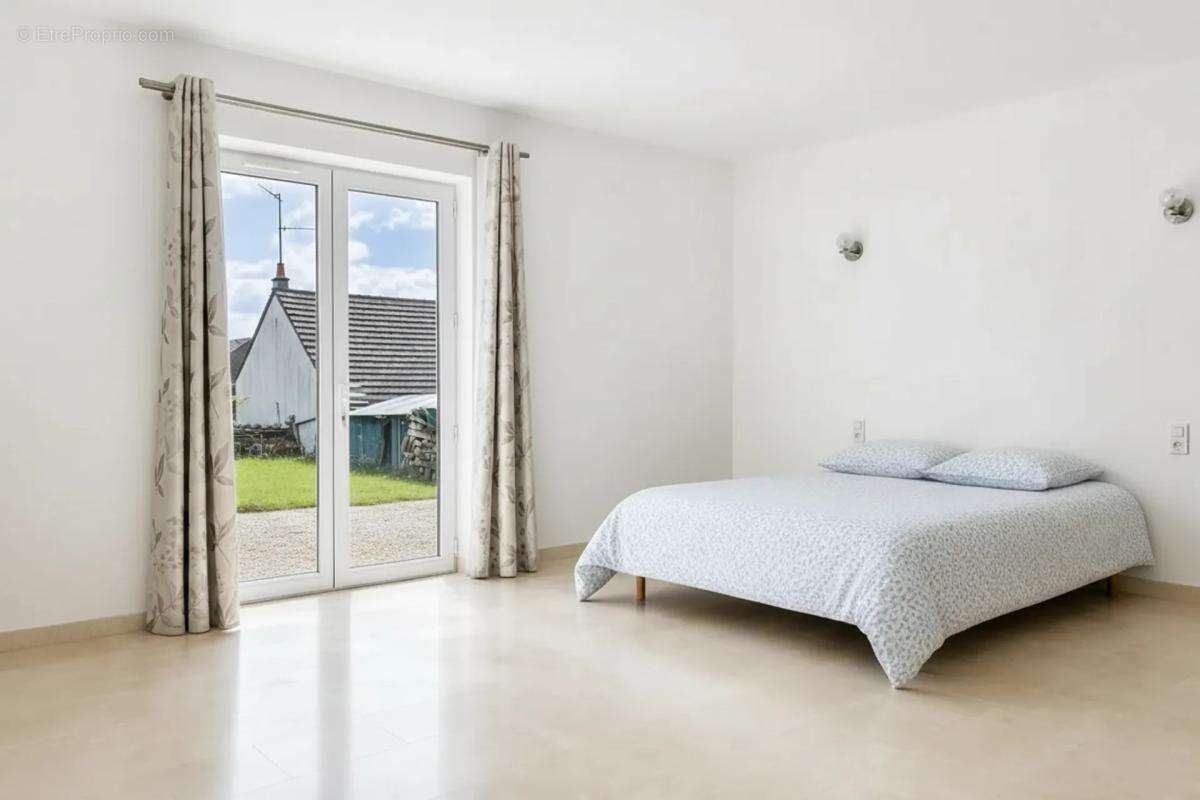 Maison de 5 pièces de 195 m² à Mesland - photo 11