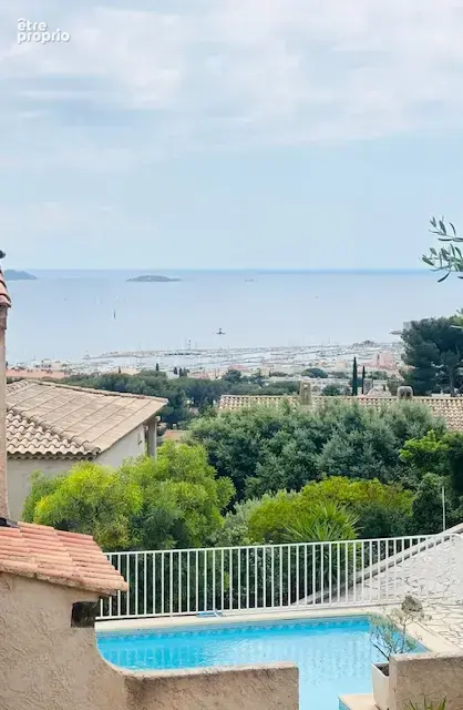 BANDOL quartier résidentiel très prisé vue mer agréable villa avec piscine - photo 17