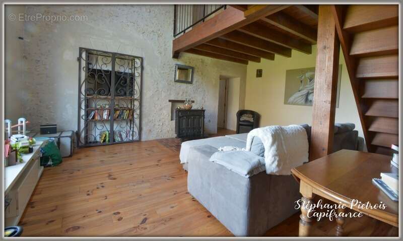 Maison à IVOY-LE-PRE