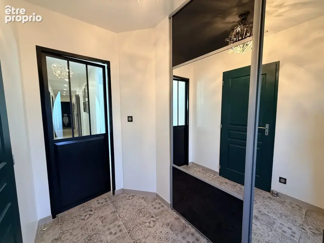Maison 130 m² à Sardon  - photo 5