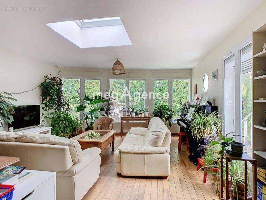 Maison à RIS-ORANGIS