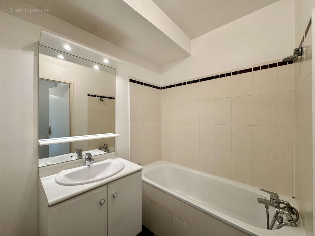 Appartement à COULOMMIERS