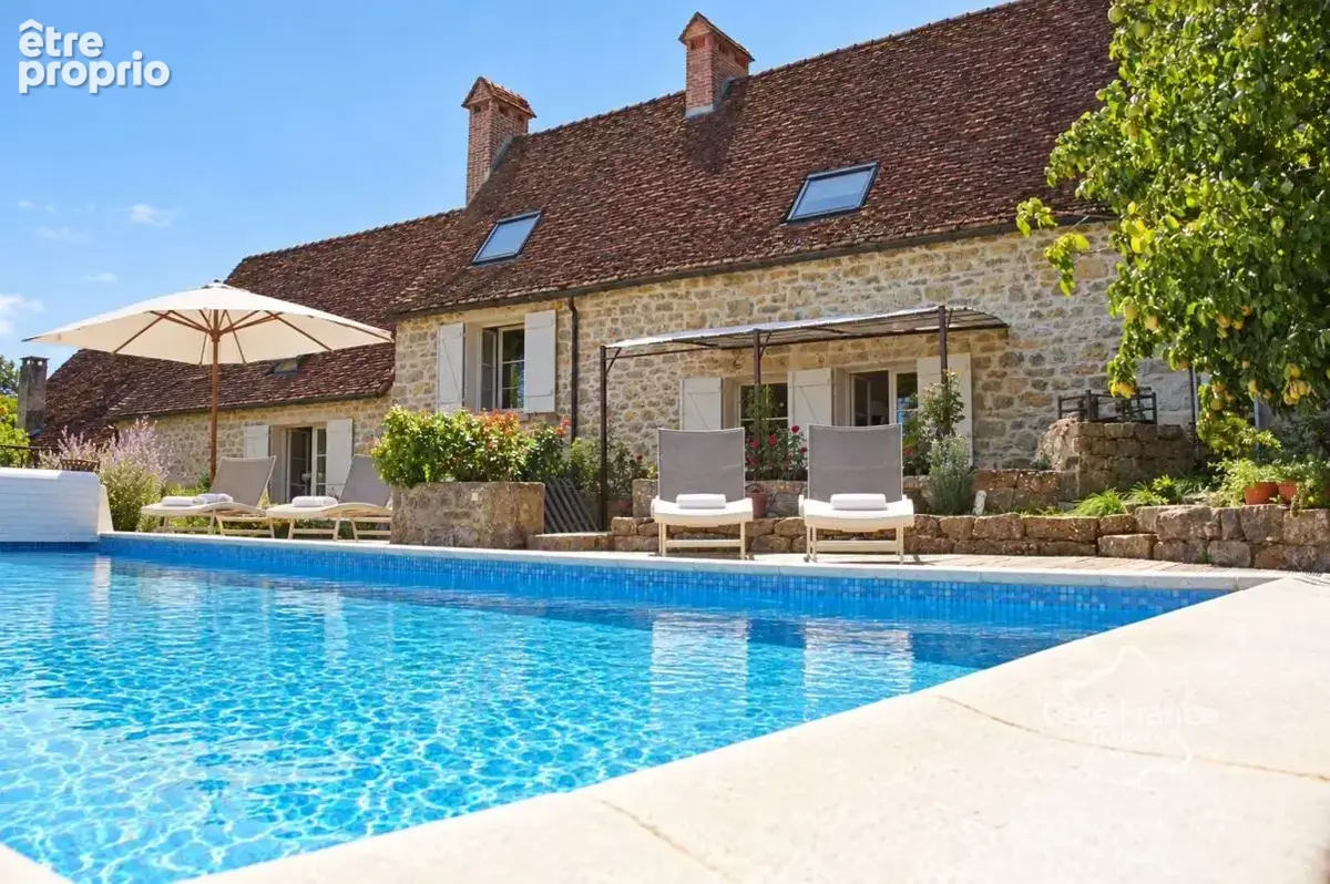 Belle maison en pierre rénovée avec piscine chauffée et char - photo 4