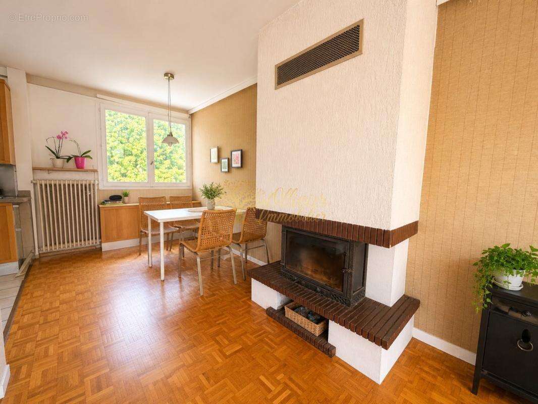 RER à 10 minutes à pied – pavillon familial - photo 3