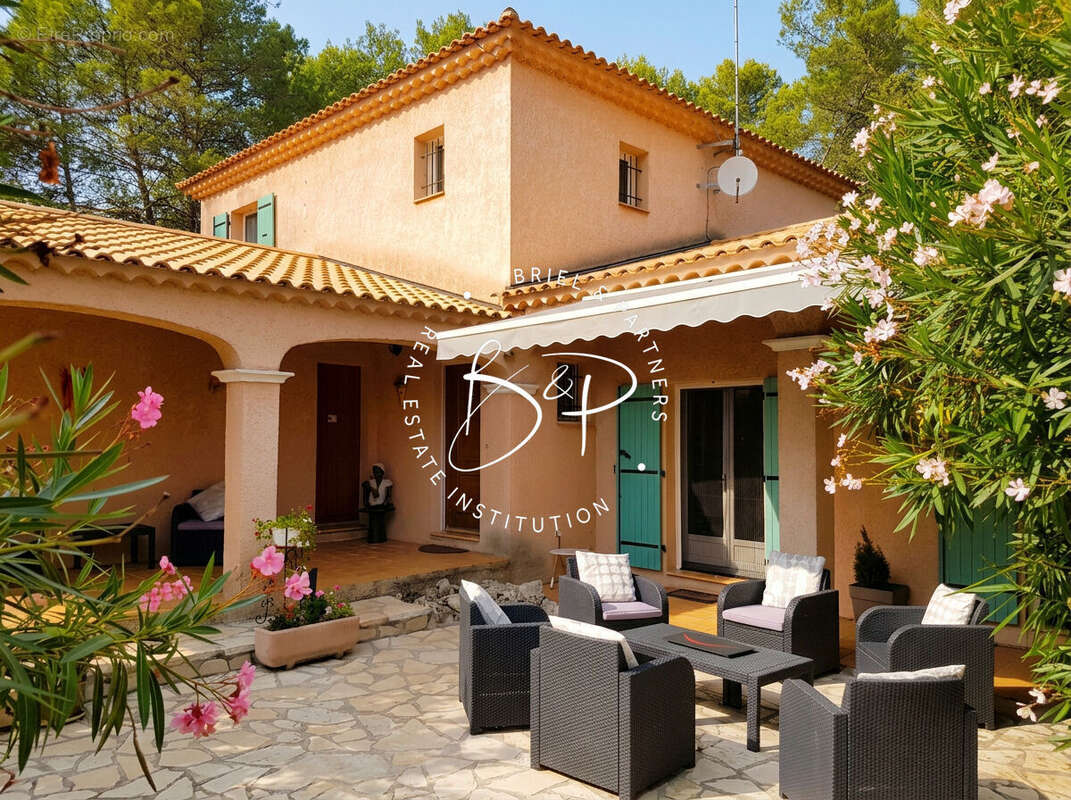 Maison à LORGUES