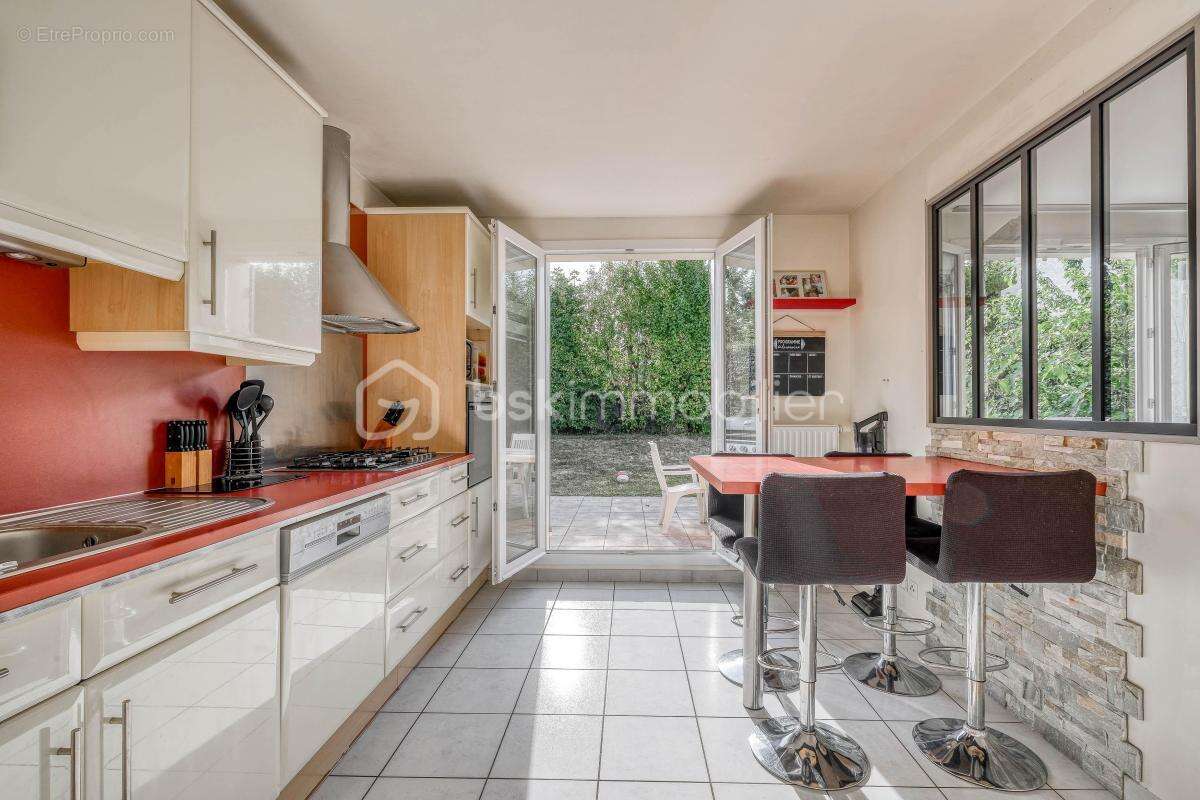 Maison à ROISSY-EN-BRIE