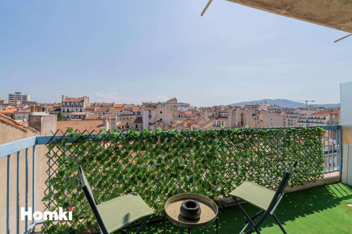 Appartement à MARSEILLE-6E