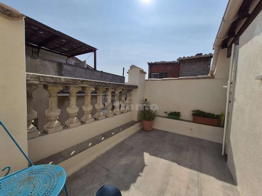 Maison à COURNONTERRAL