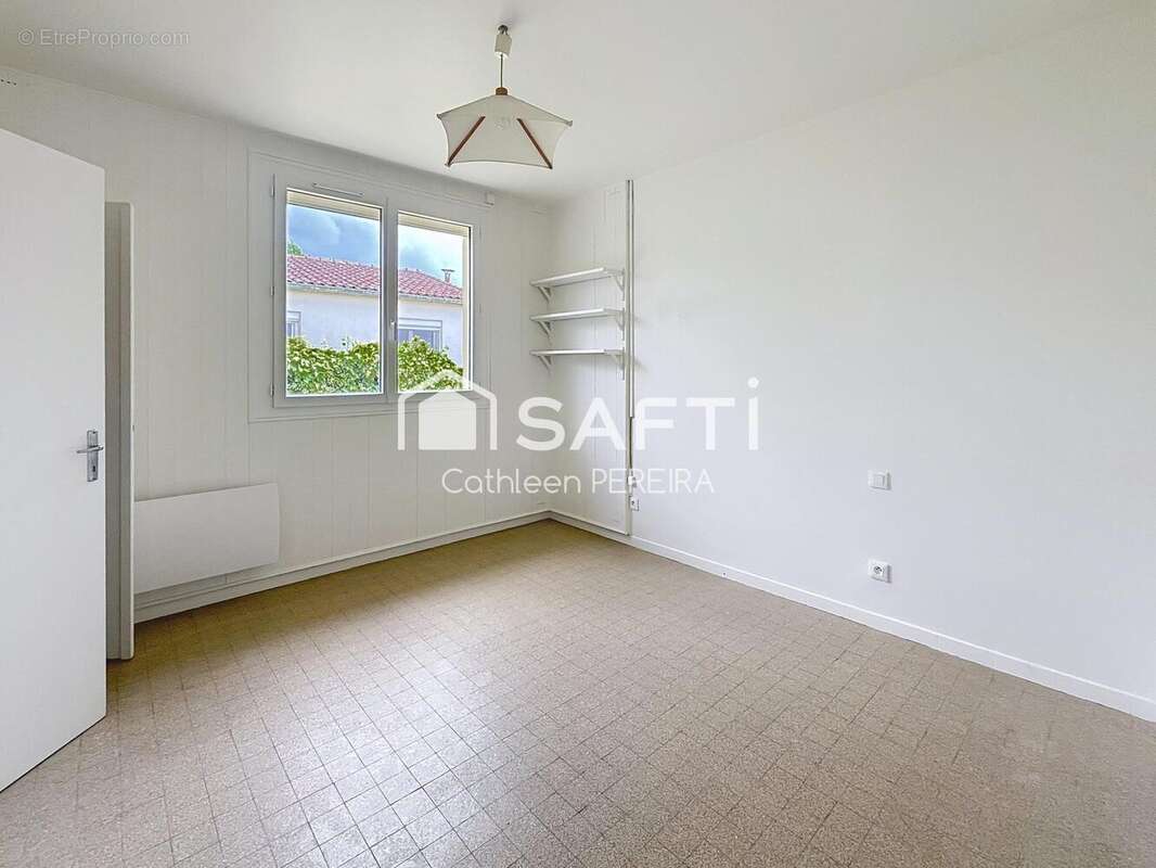 Photo 2 - Maison à SAINT-SULPICE