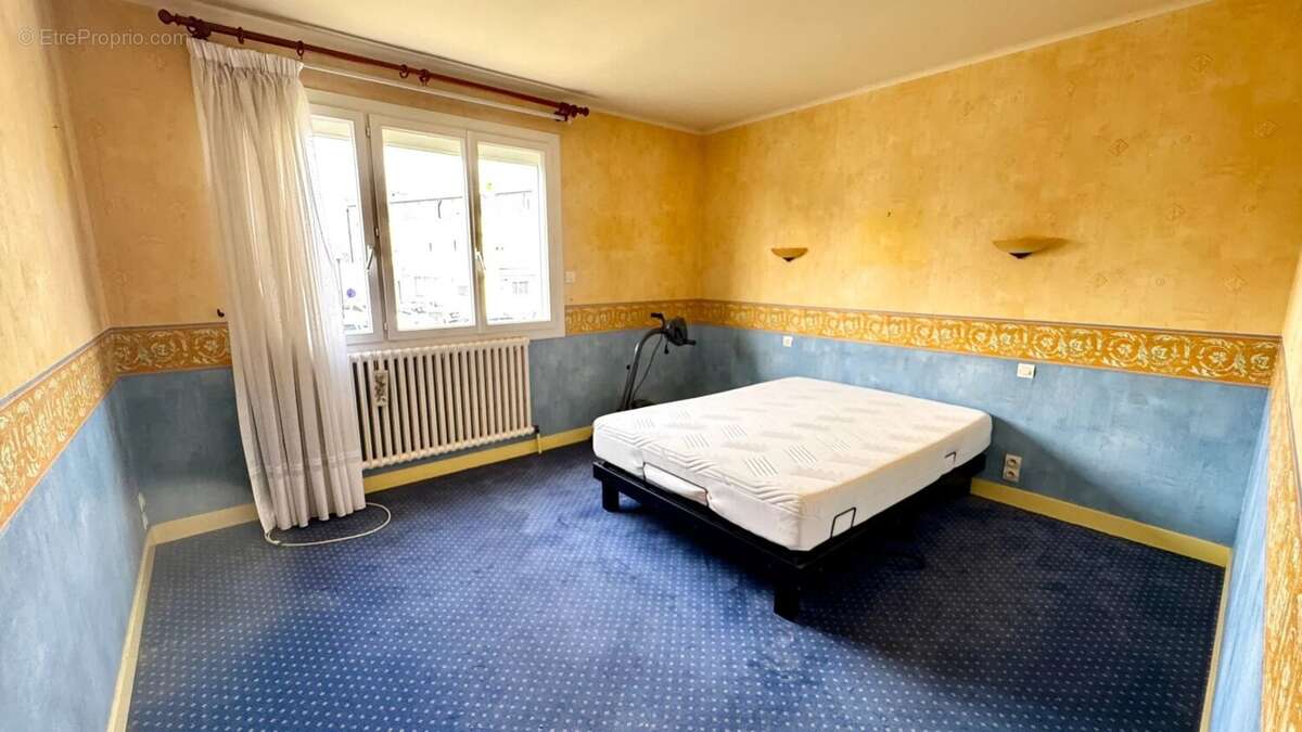 Maison à GRAND-CHAMP