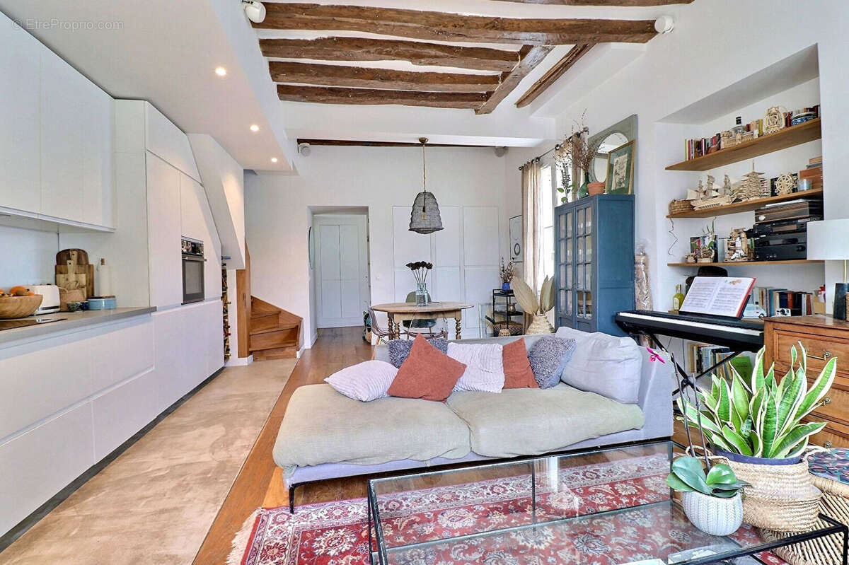 Appartement à MAREIL-MARLY