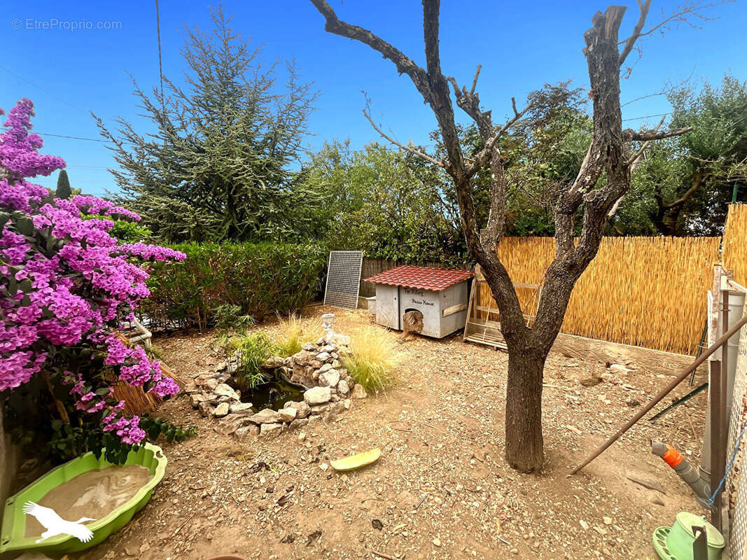 Maison La Penne-sur-Huveaune -112 m2 - 5 pièces - 3 Chambres + Jardin + Piscine - photo 4
