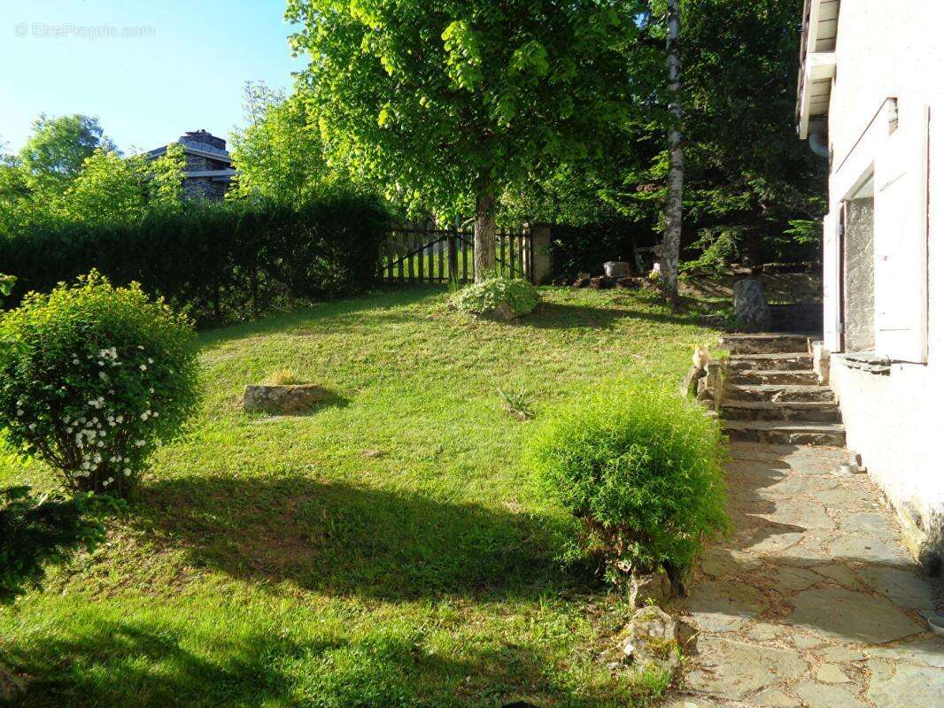 Maison à LE PERTUIS