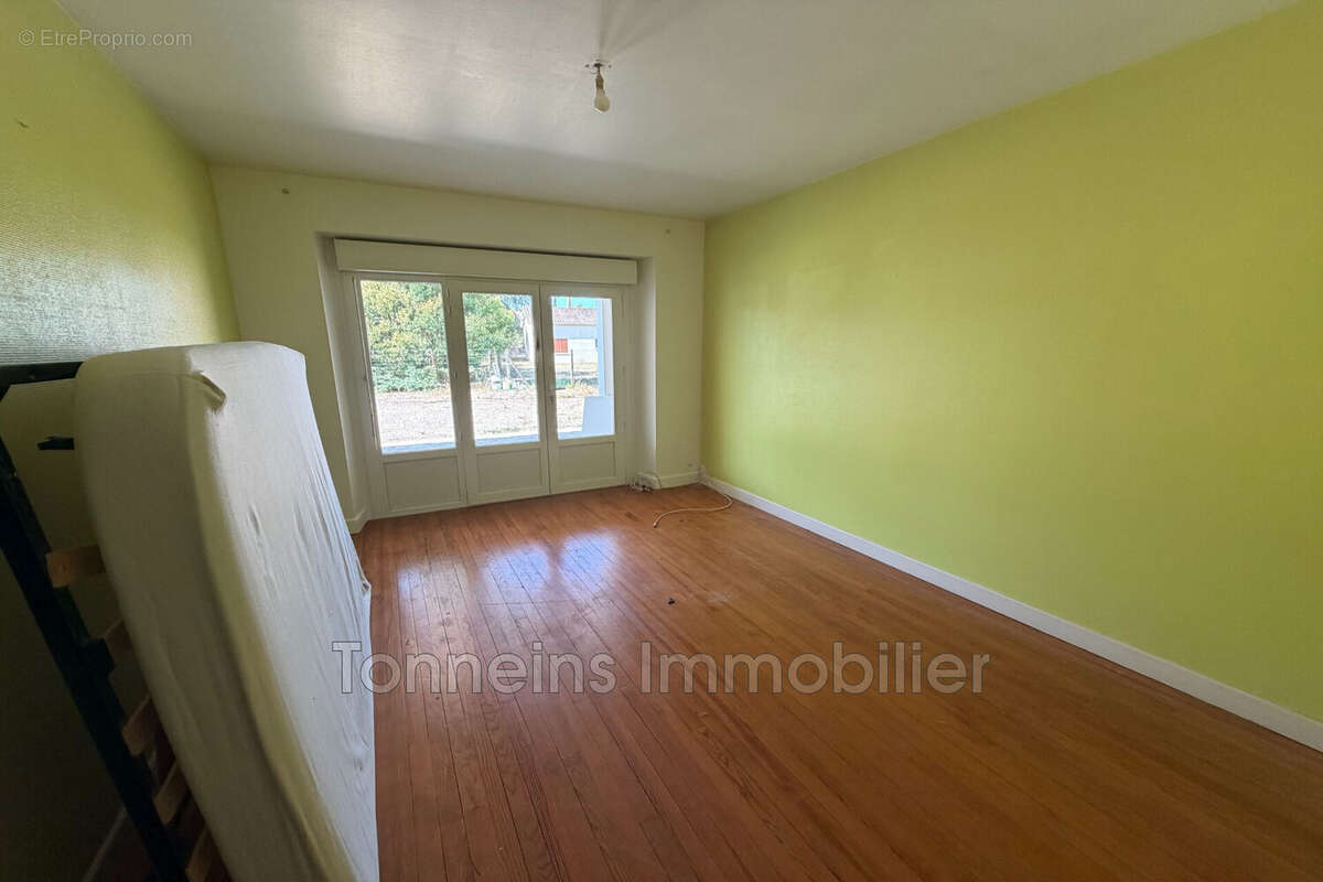 Maison 165 m² à Tonneins  - photo 6