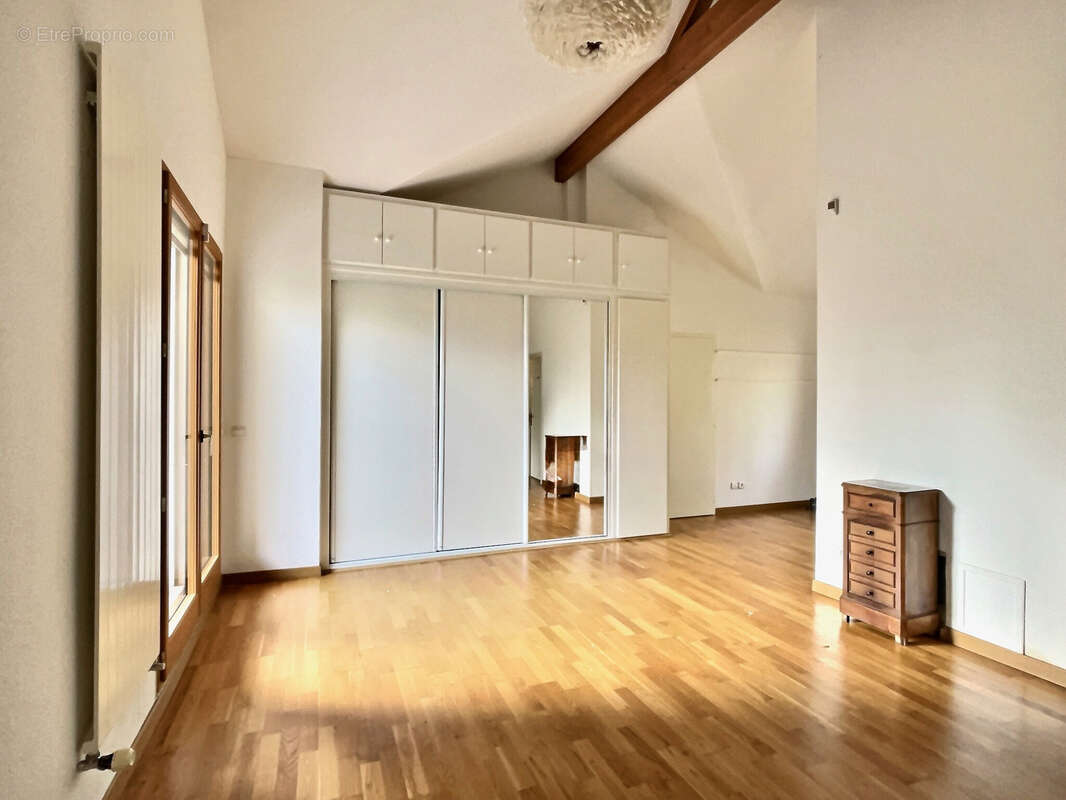 Maison à DIVONNE-LES-BAINS