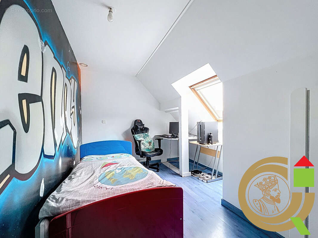 Maison à ESTREELLES