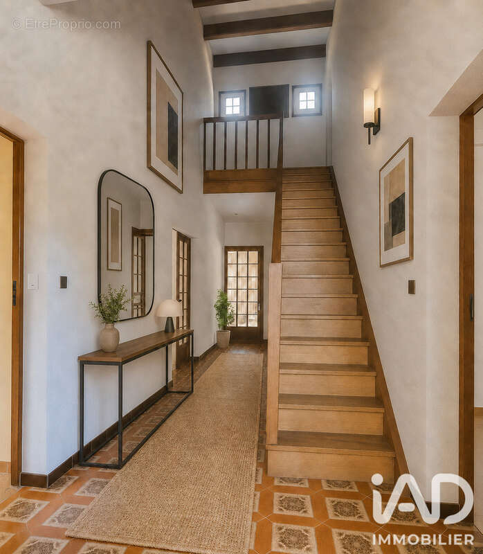 Maison 164 m² à Rousson  - photo 3